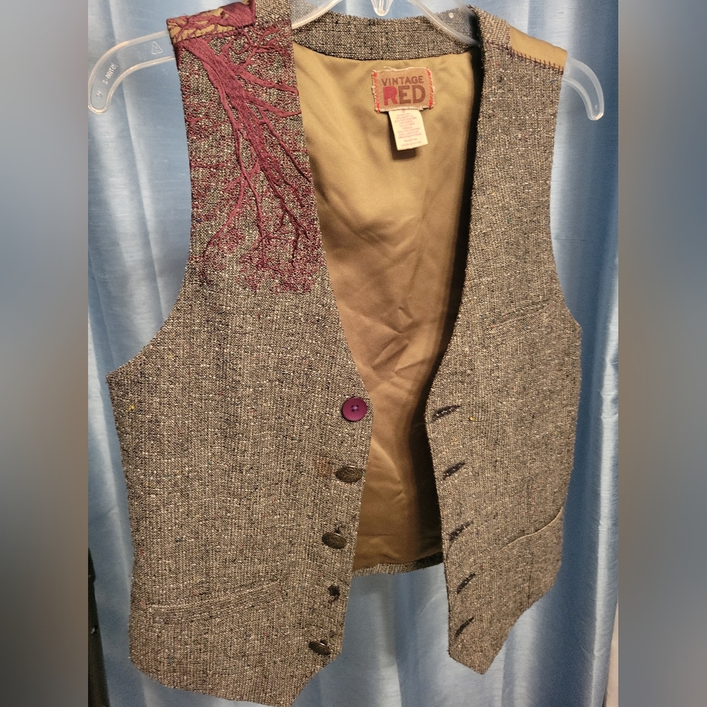 Mens vest  - name brand vintage red